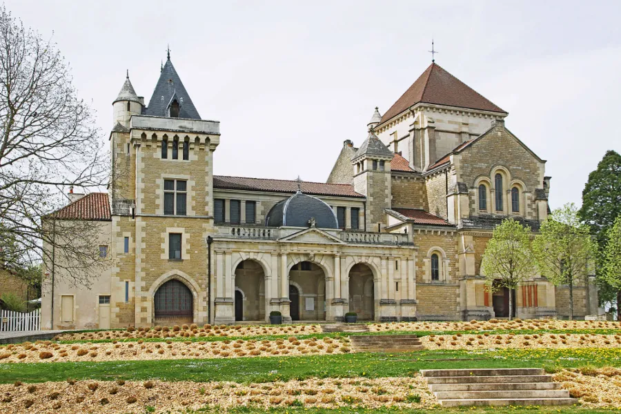 The Basilica of Fontaine-lès-Dijon, France.?w=200&h=150